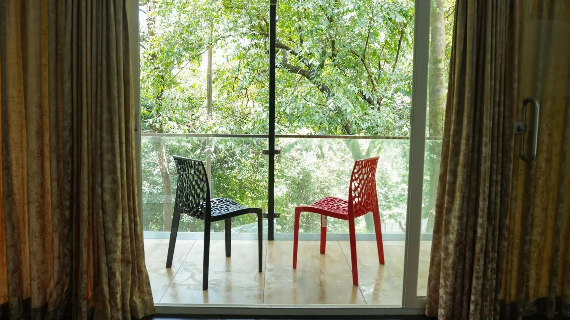 Lakkidi Mist Resort Vythiri